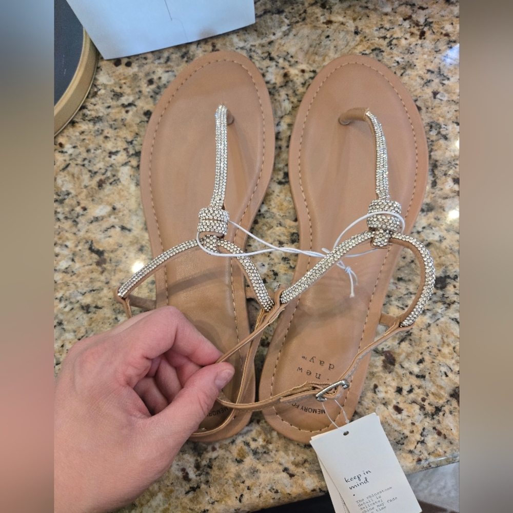 NWT A New Day T-Strap Sandal with Sparkling Silver Straps - Picture 4 of 5